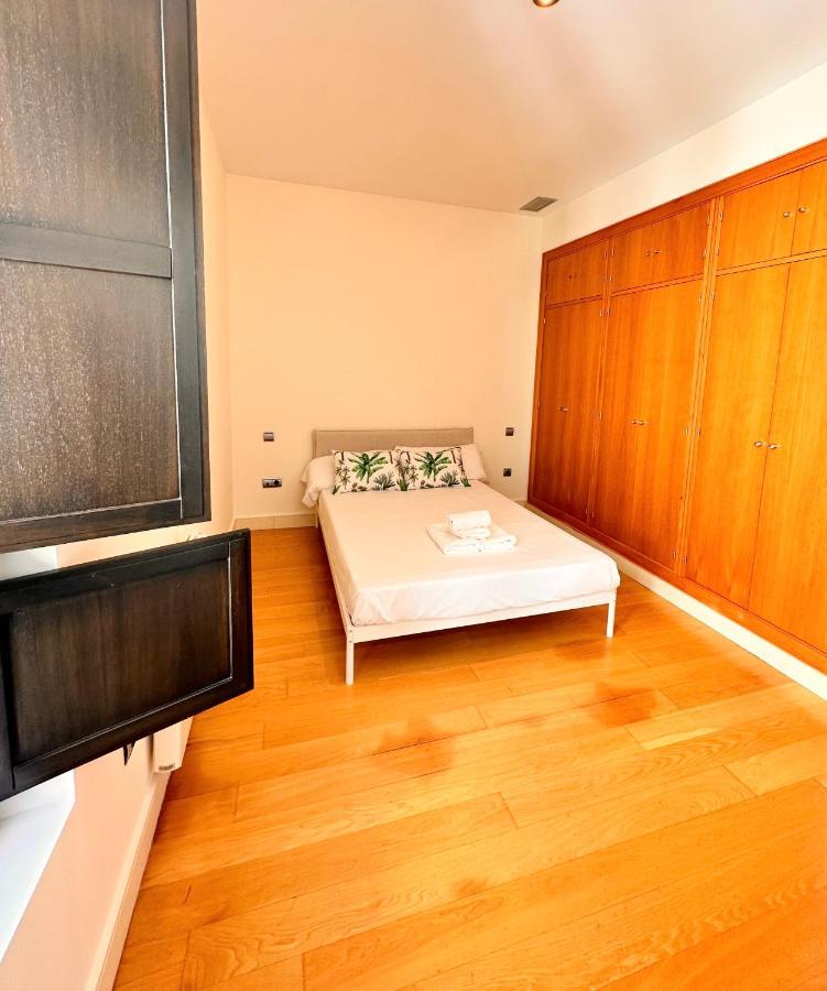 Penthouse Near Cathedral Private Rooftop Private Parking Sevilla Exterior foto
