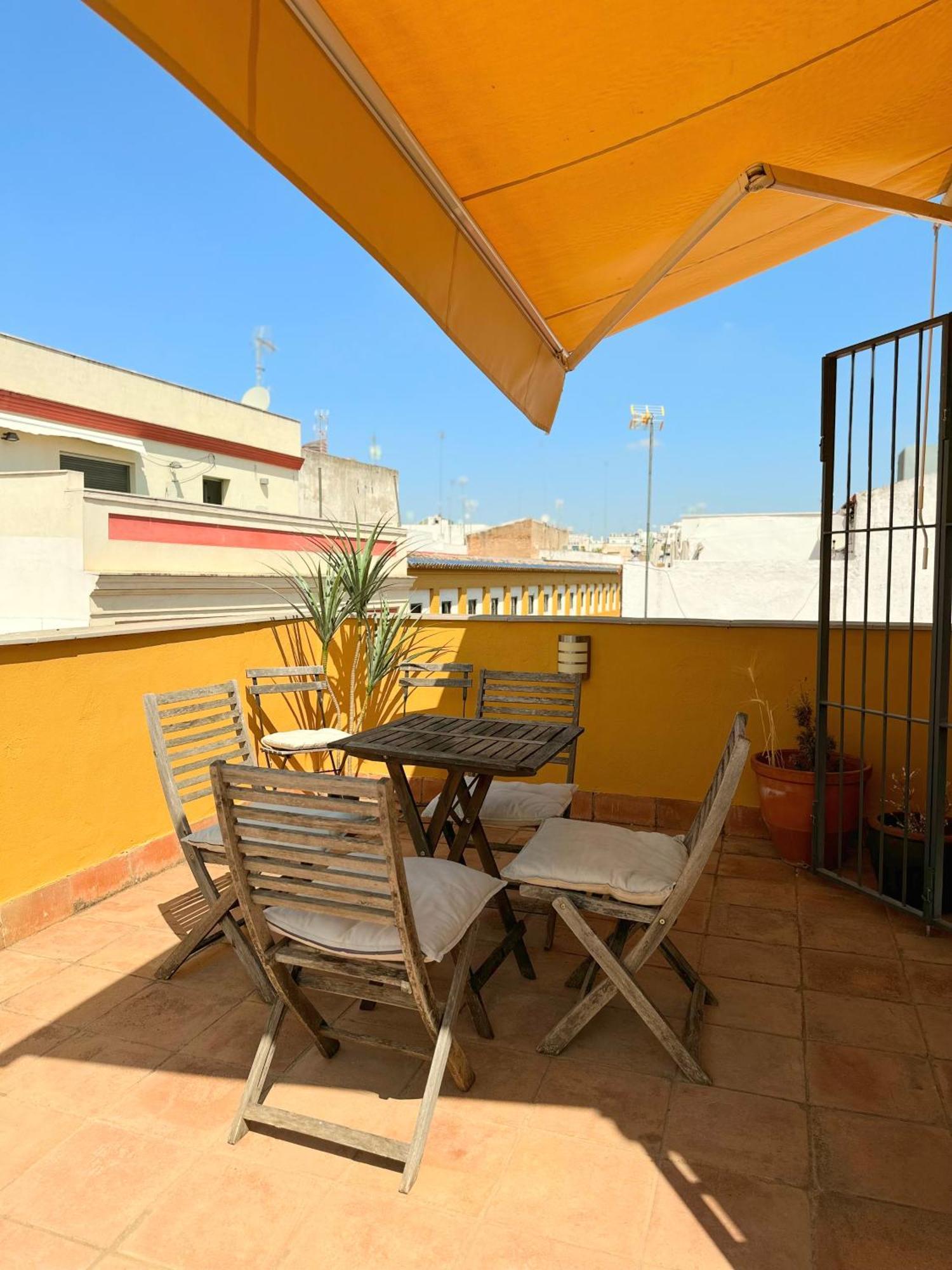 Penthouse Near Cathedral Private Rooftop Private Parking Sevilla Exterior foto